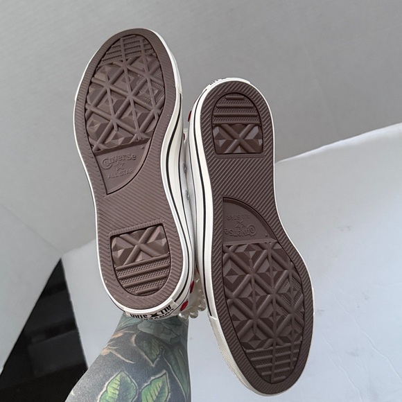 Converse | Chuck Taylor All Star Hearts And Roses High-Top Sneaker - Picture 9 of 10